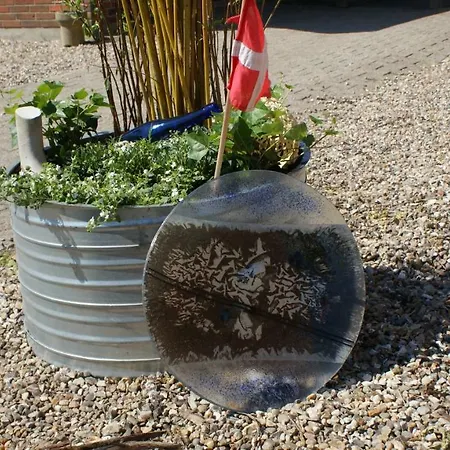 Med Udsigt Over Nordmors Sejerslev