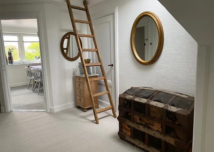 Med Udsigt Over Nordmors *